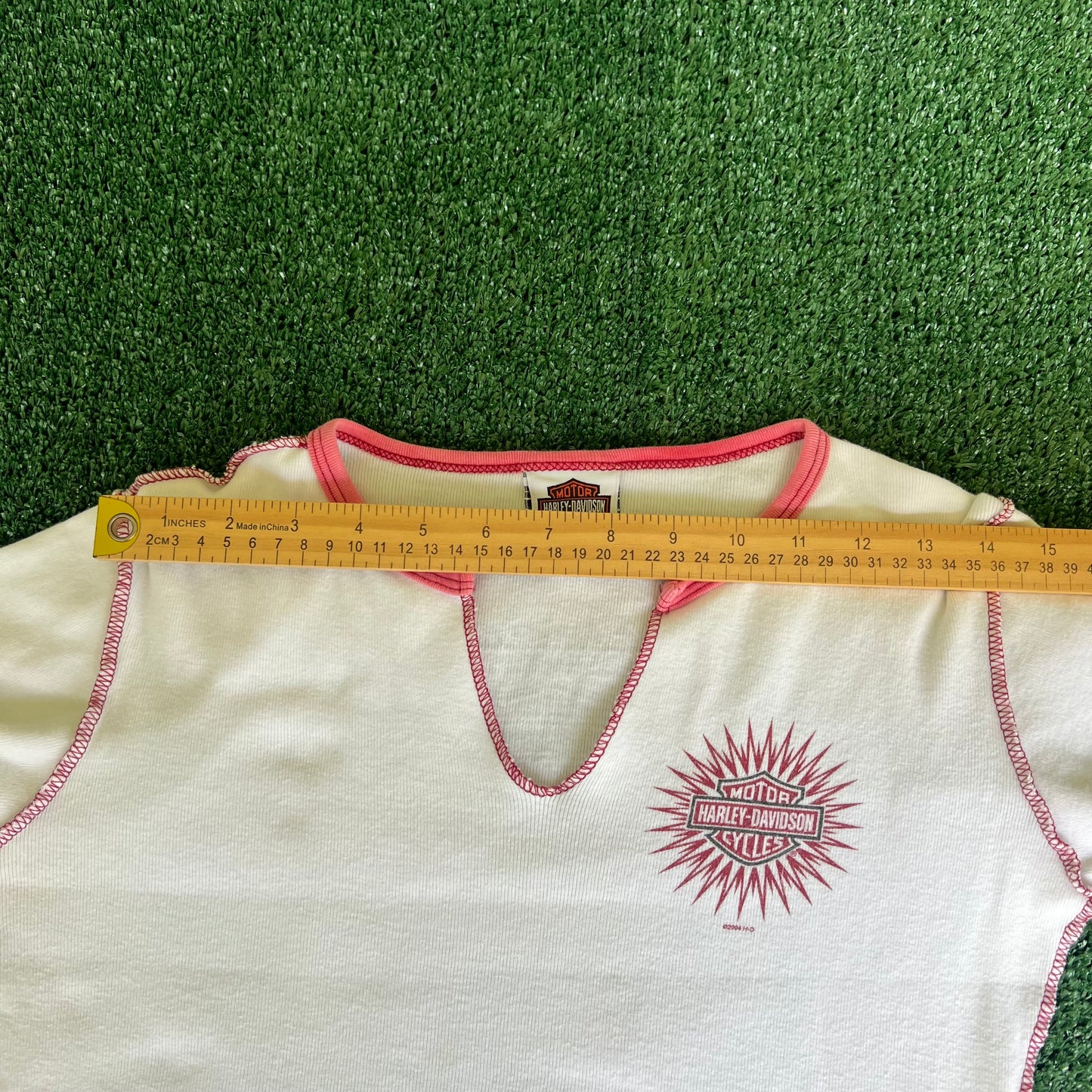 Women's Y2K Harley Davidson V-Neck White Dark Red Long Sleeve Shirt - Small