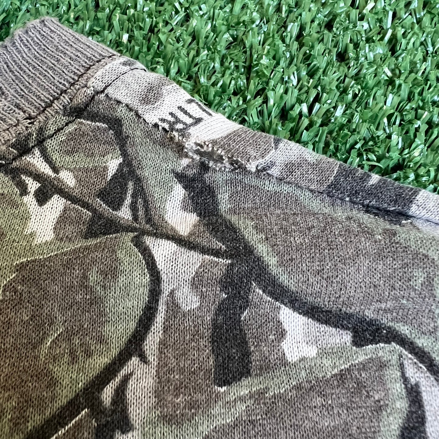 Vintage 80s Men's America's Finest Realtree Camouflage Pocket T-Shirt - Large 19x27"