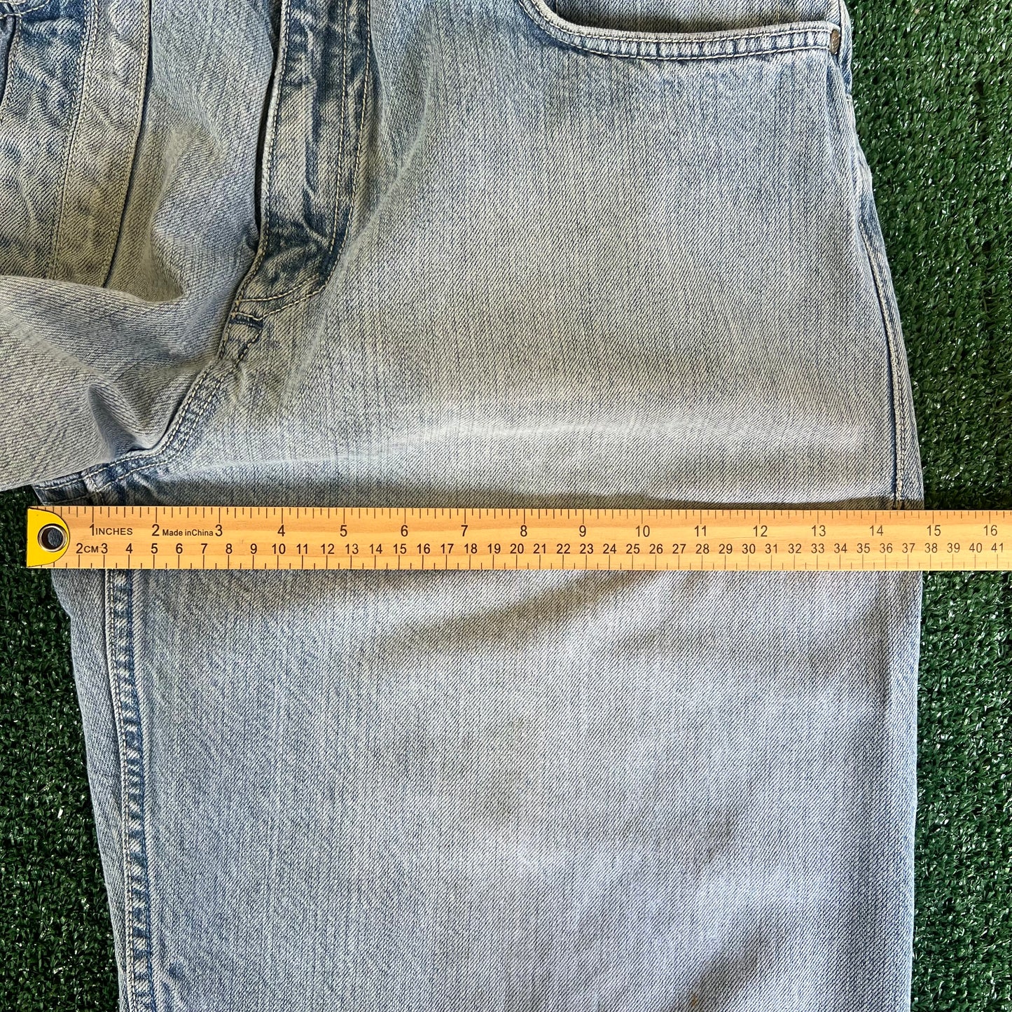 Y2K Rocawear Baggy Distressed Light Wash Blue Jean Shorts - 34x14.5"