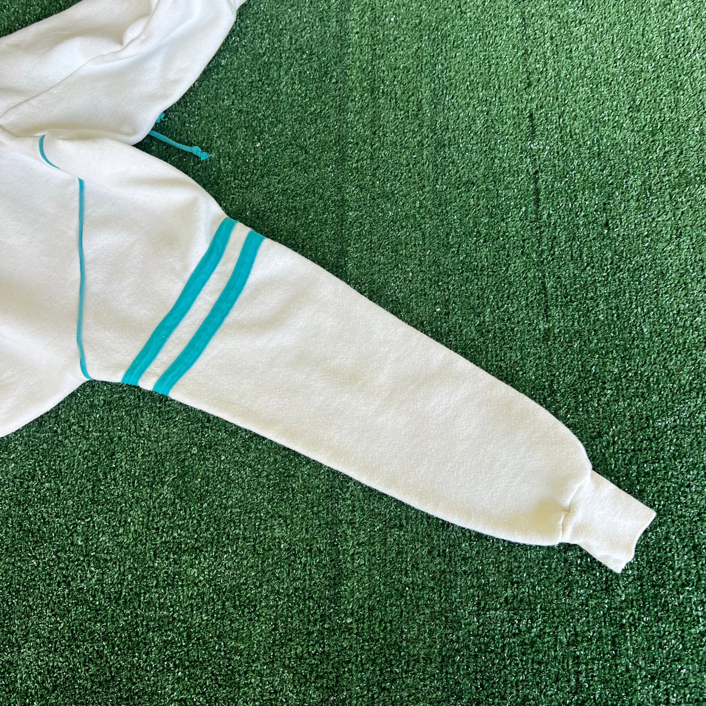 70s Velva Sheen Princeton White Baby Blue Lightweight Hoodie Large 20x24