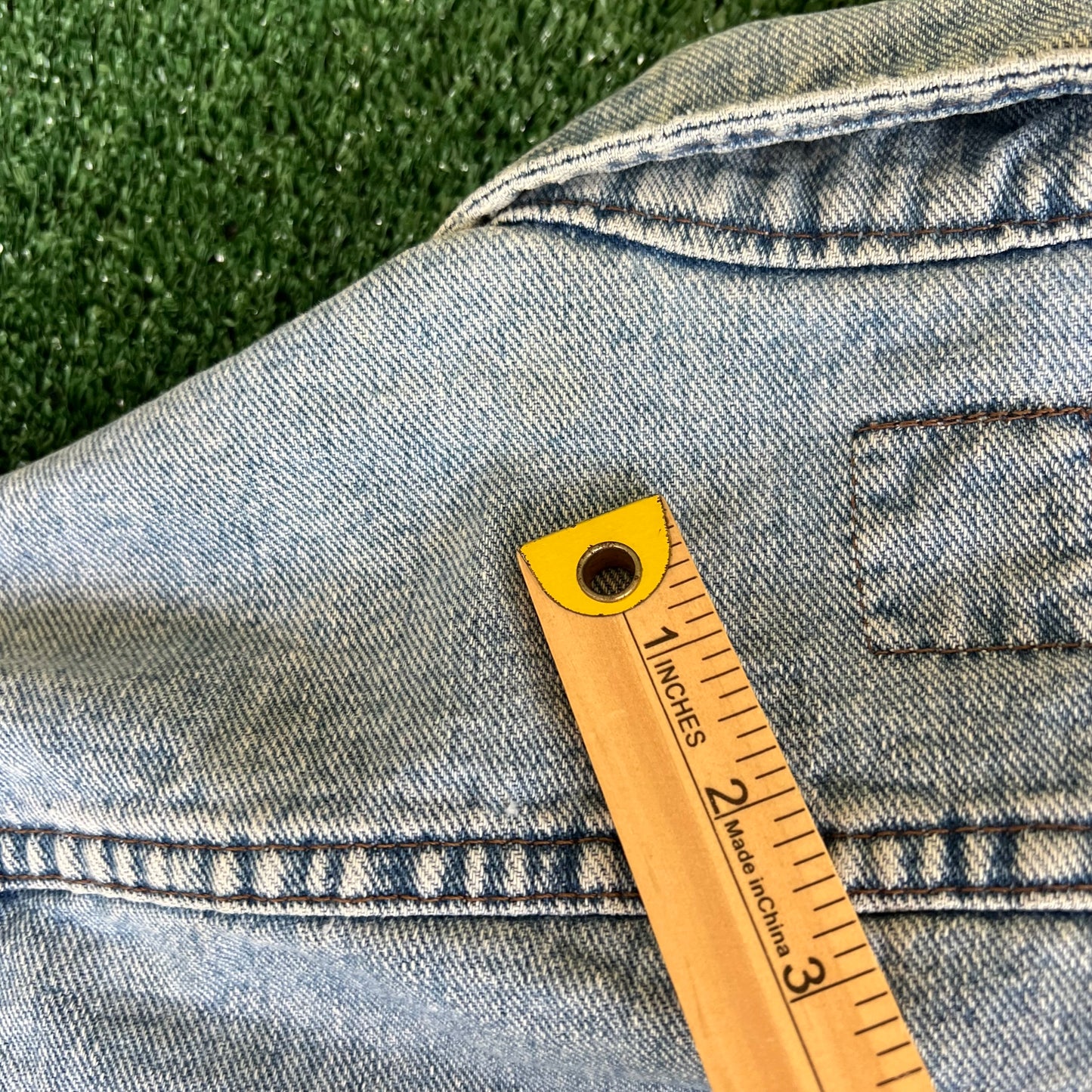 90s Lee Riveted Light Wash Blue Jean Jacket - Medium