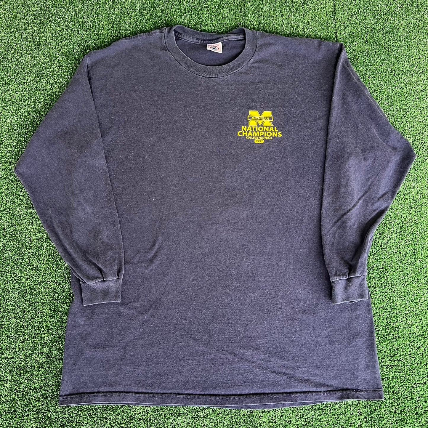 1997 Michigan Wolverines UM Football Champions Navy Blue Long Sleeve T-Shirt - XL