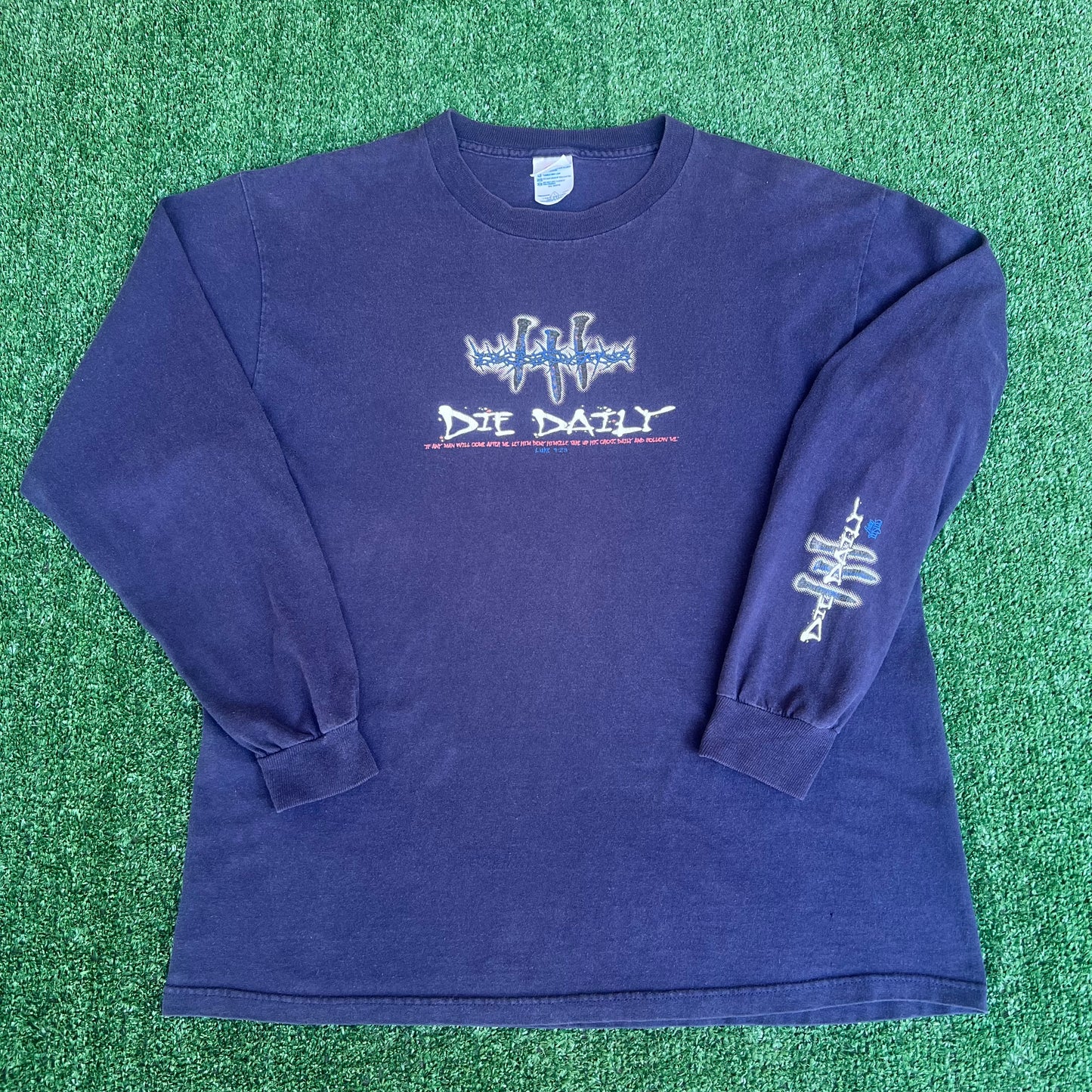 Vintage Y2K Living Epistles Jesus Die Daily Crown Thorns Nails Navy Long Sleeve T-Shirt - Large