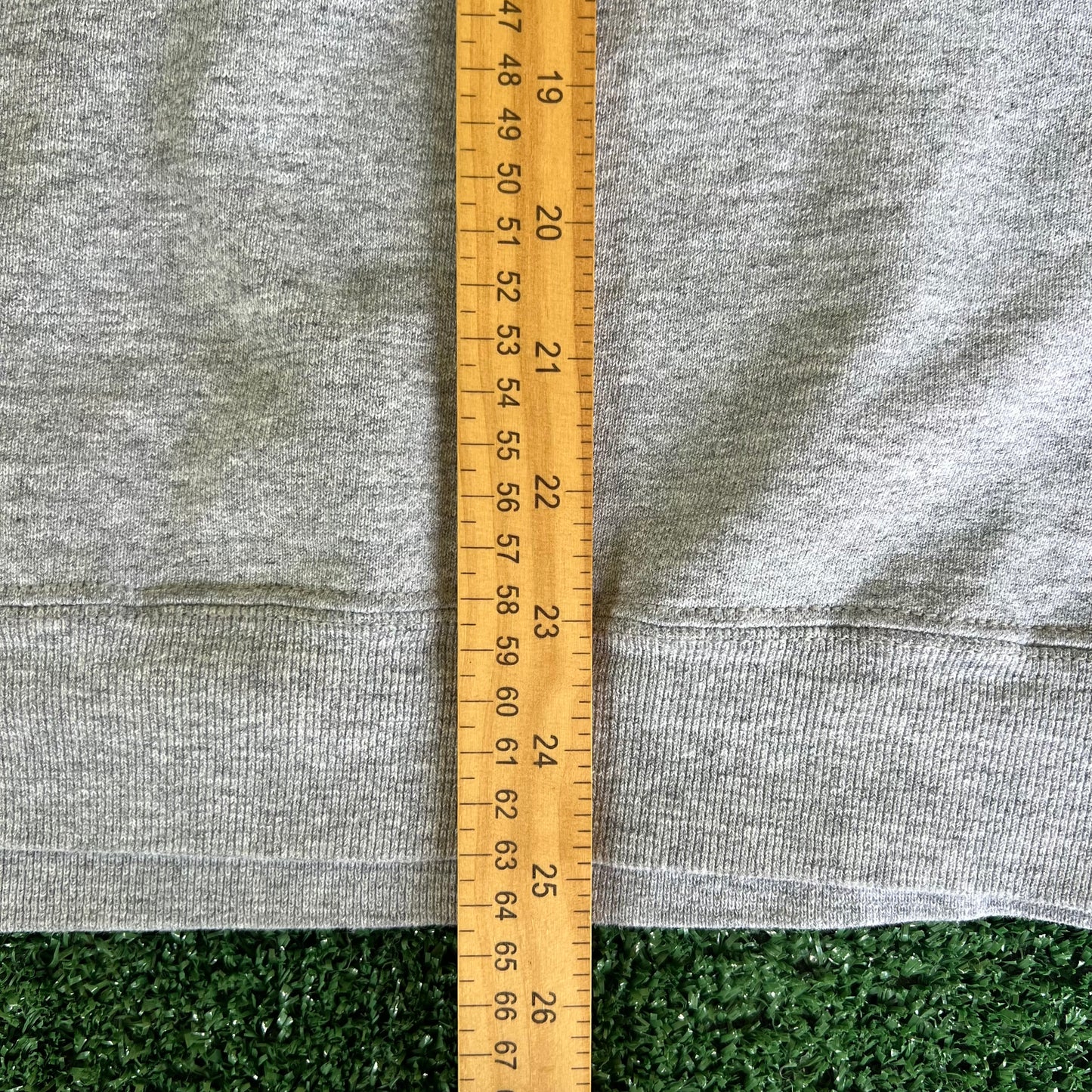 90s East Stroundsburg University Pennsylvania Gray Boxy Sweatshirt - Large