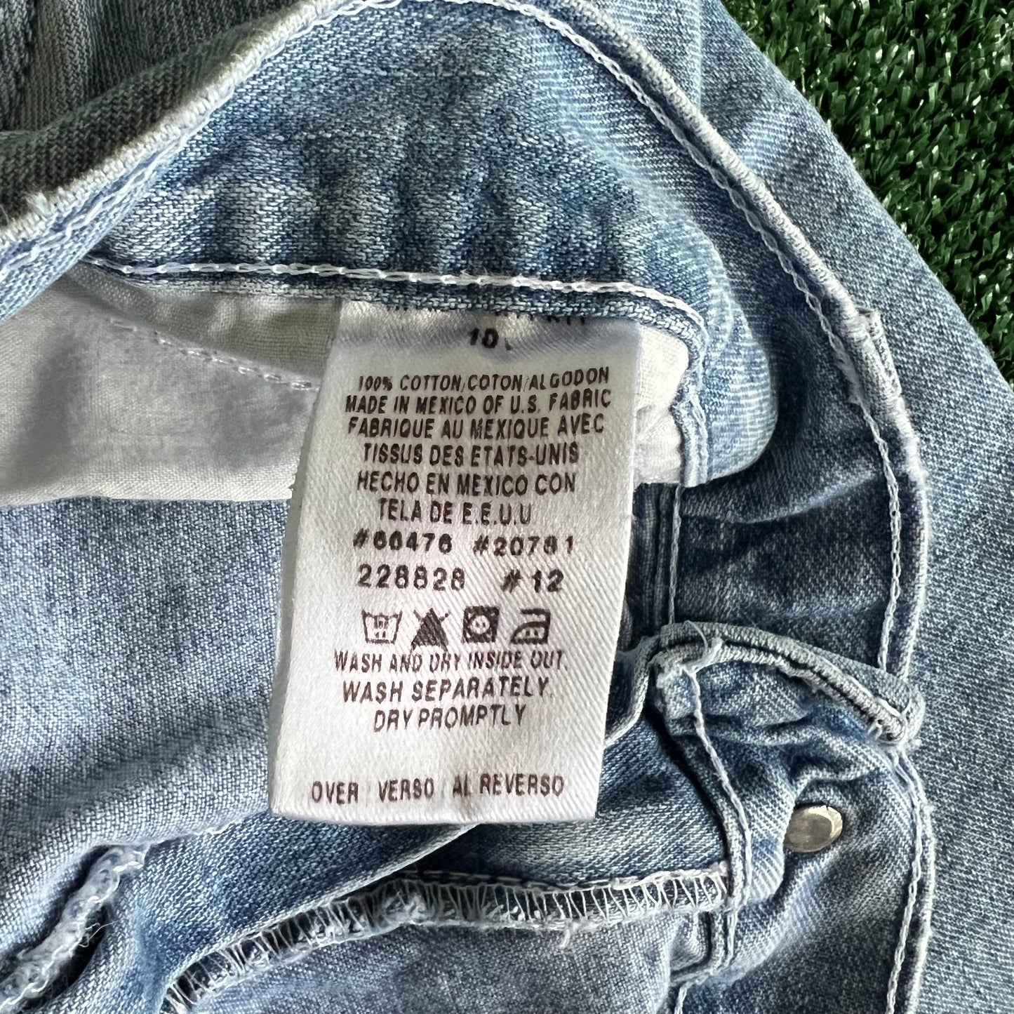 Y2K Tommy Hilfiger Baggy Carpenter Light Wash Blue Jeans - 33x29.75" 18" Opening