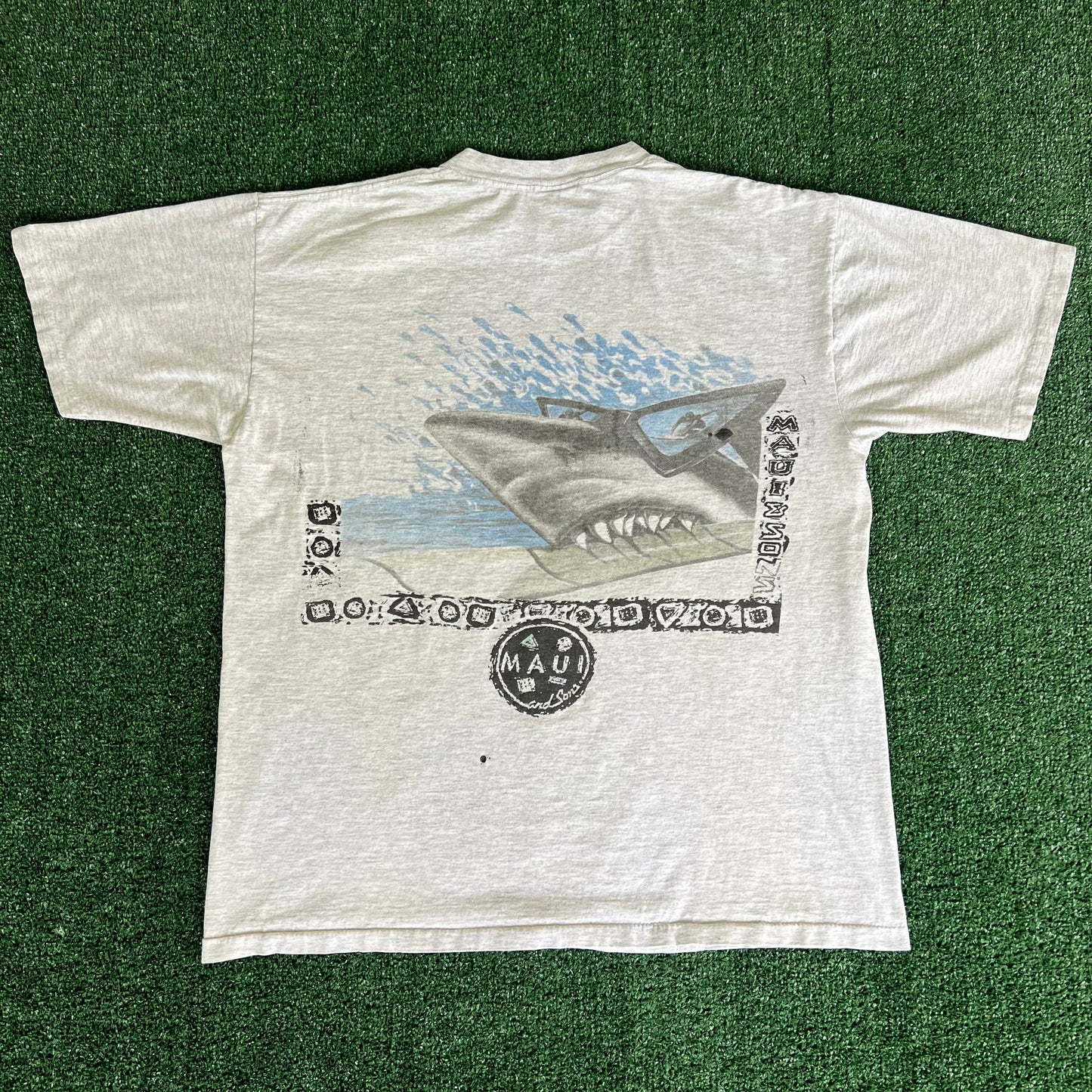 90s Maui & Sons Surf Shark Gray T-Shirt - XL