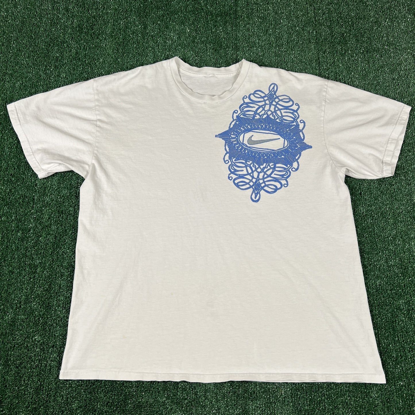 VTG Nike T-Shirt Mens XL White Blue Gray Tribal Logo Skate Rare 90s Y2K 00s