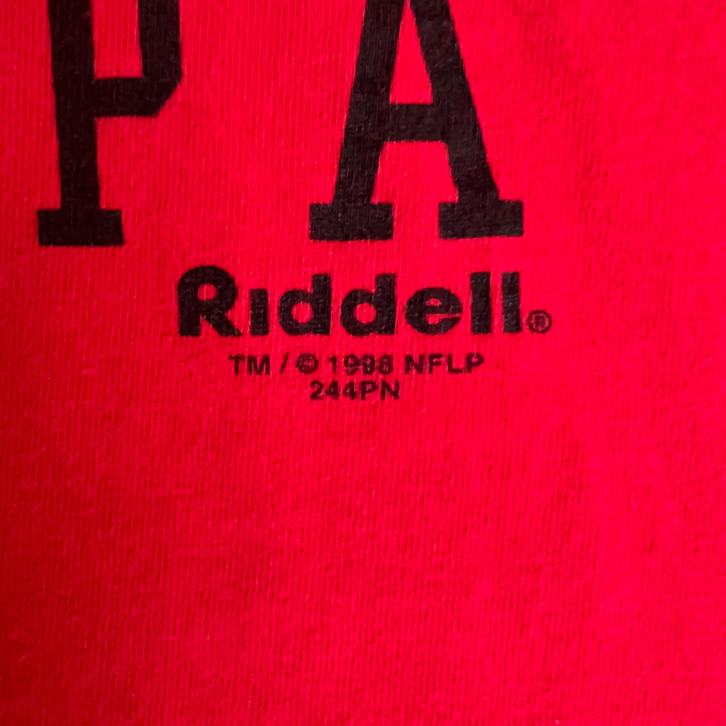 Vintage 90s Men's Riddell NFL Tampa Bay Buccaneers Red AOP Spellout T-Shirt - XL