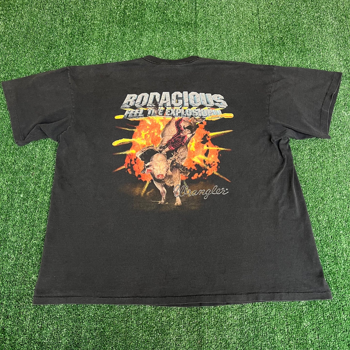 Vintage 90s Men's Wrangler Bodacious Feel The Expolosion Black T-Shirt - 2XL USA