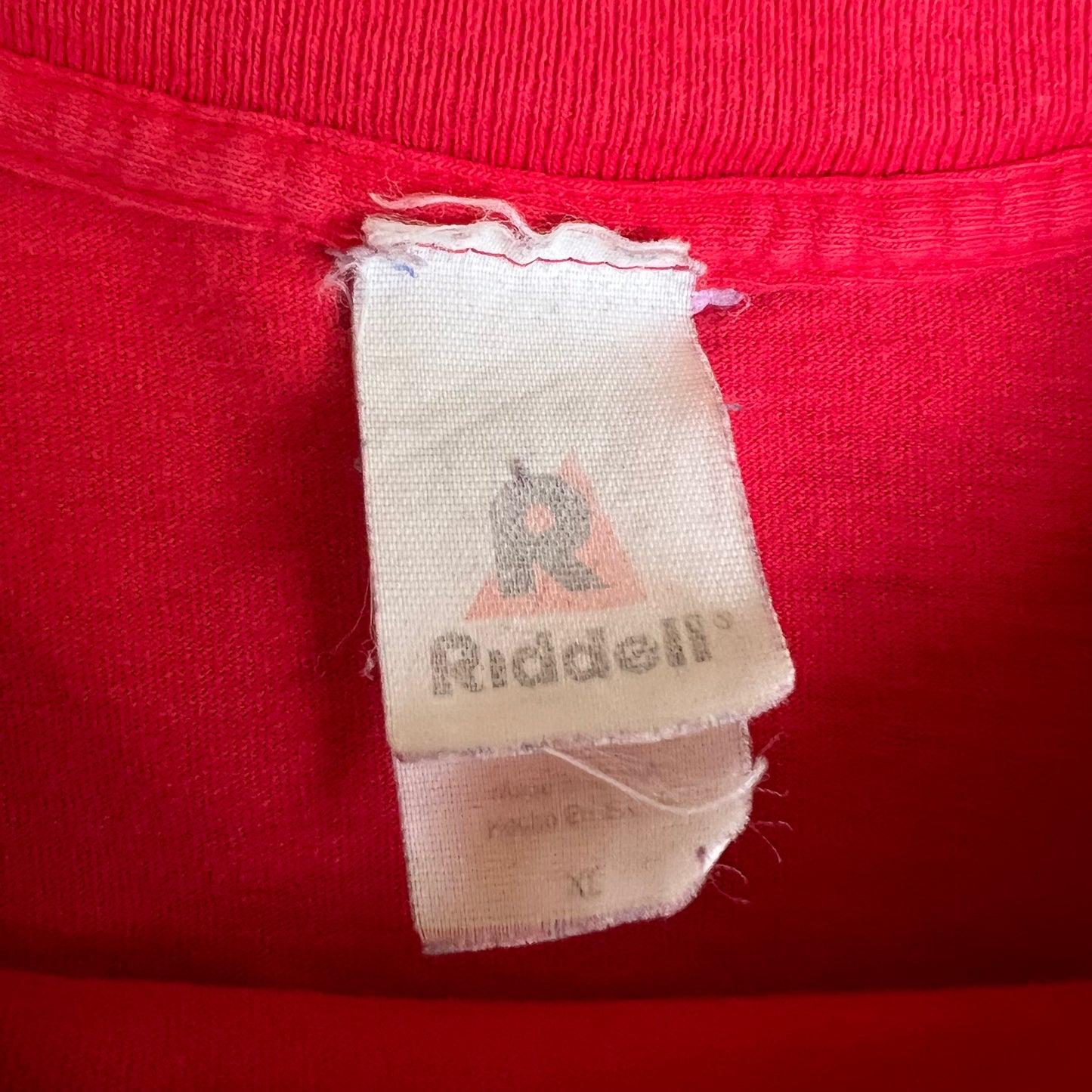 Vintage 90s Men's Riddell NFL Tampa Bay Buccaneers Red AOP Spellout T-Shirt XL