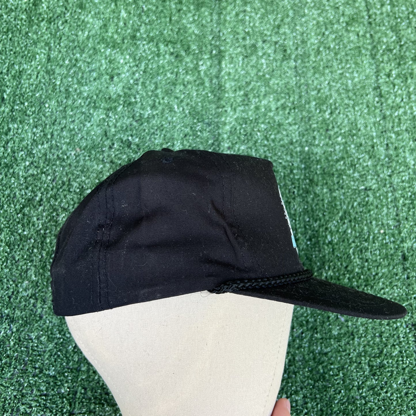 Vintage Huntington Blizzard ECHL Snapback Trucker Hat – 90s Black Rope Style