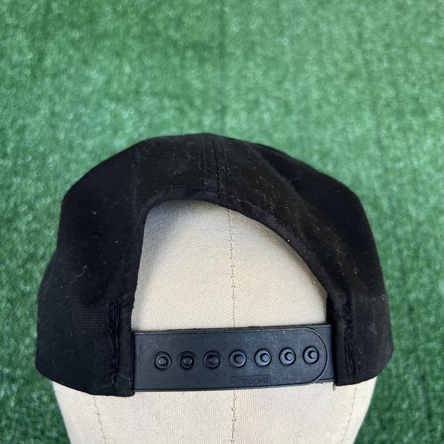 Vintage Huntington Blizzard ECHL Snapback Trucker Hat – 90s Black Rope Style