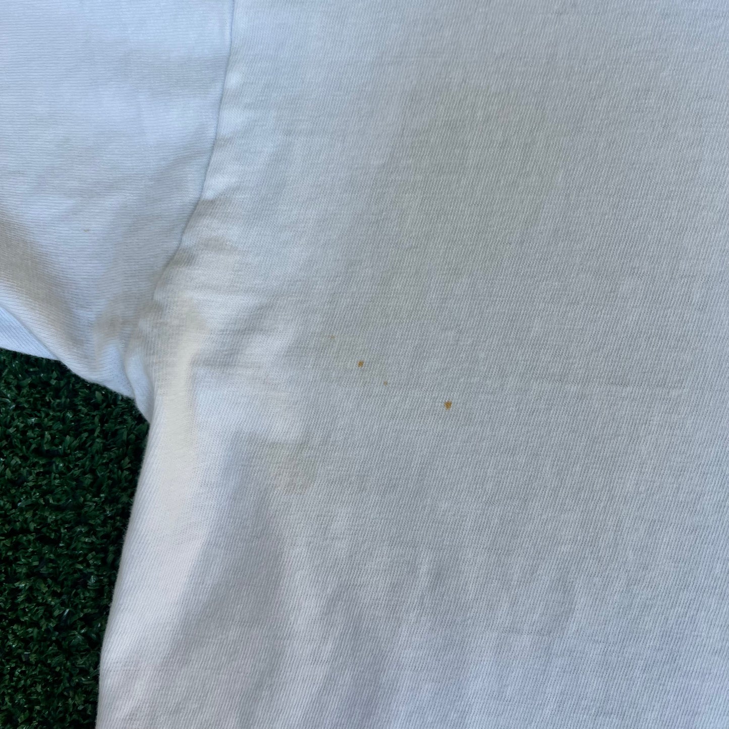 Vintage 90s Men's Umbro Trash Talk Soccer Dribble White T-Shirt XL AND 1 Style