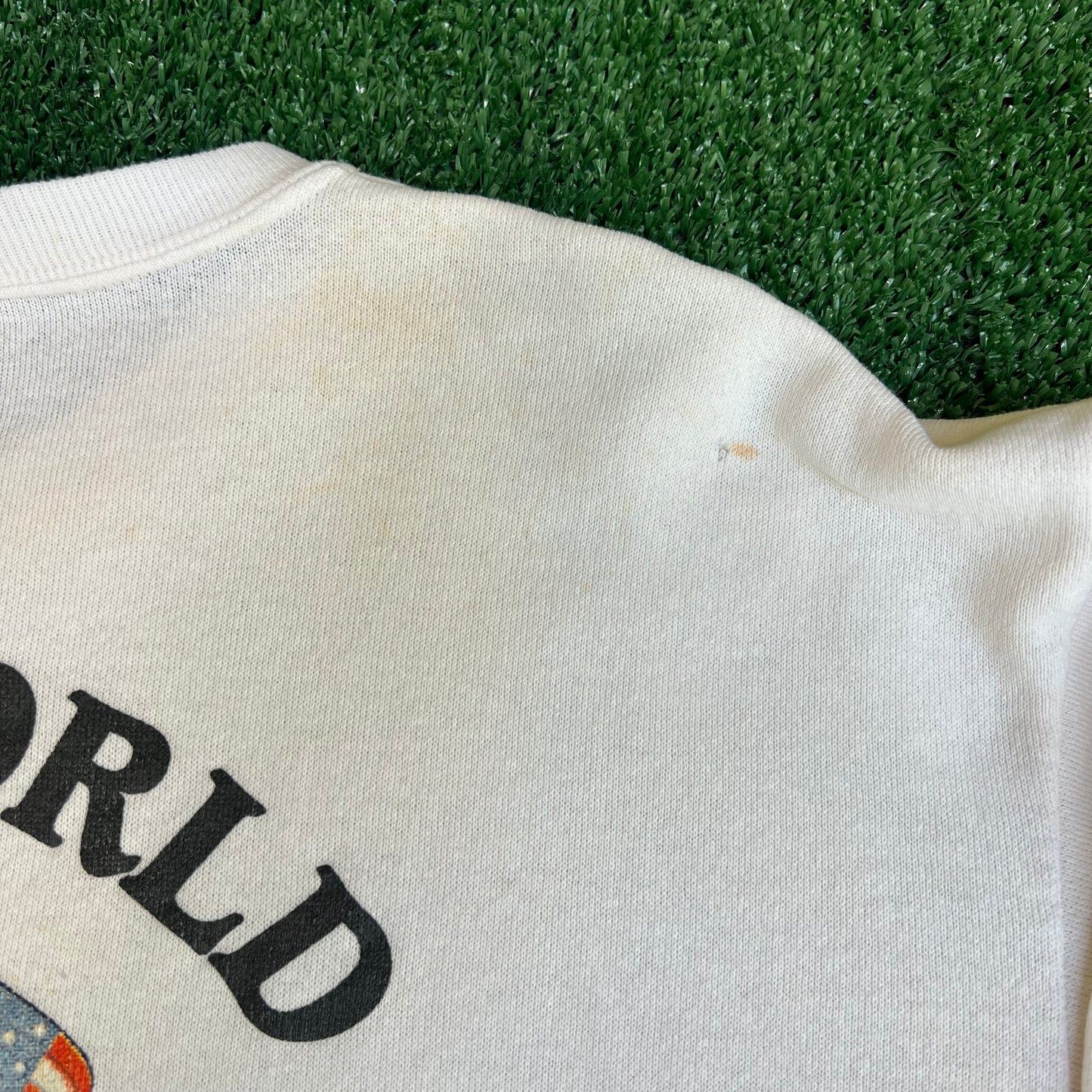 VTG 90s 3D Emblem Harley-Davidson Eagle White Stained Crewneck Sweatshirt Large