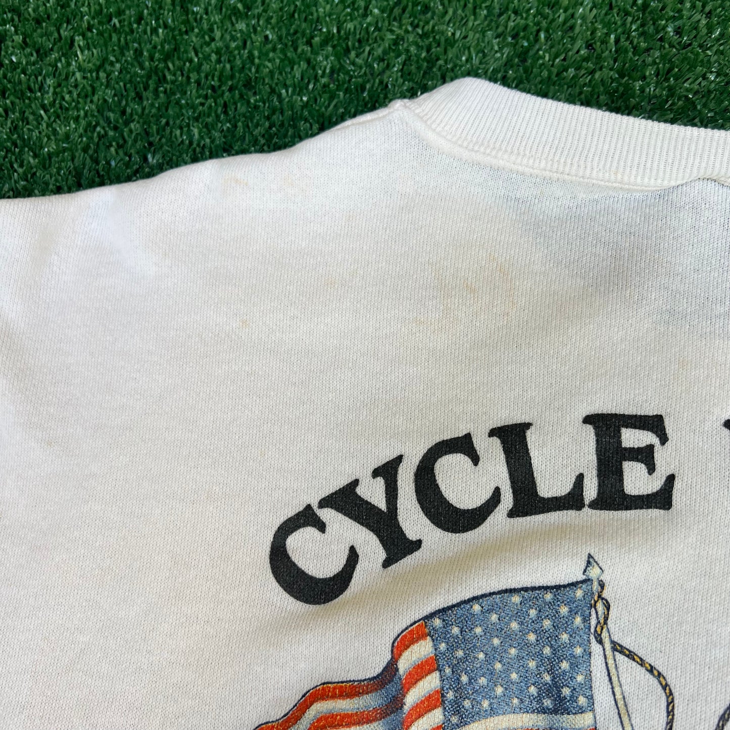 VTG 90s 3D Emblem Harley-Davidson Eagle White Stained Crewneck Sweatshirt Large