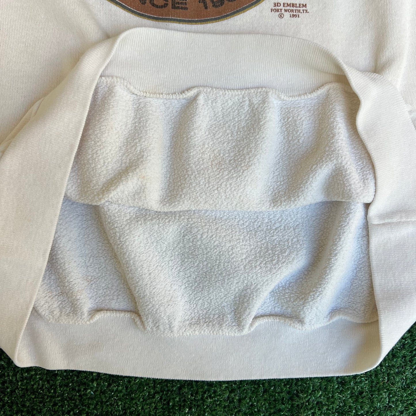 VTG 90s 3D Emblem Harley-Davidson Eagle White Stained Crewneck Sweatshirt Large