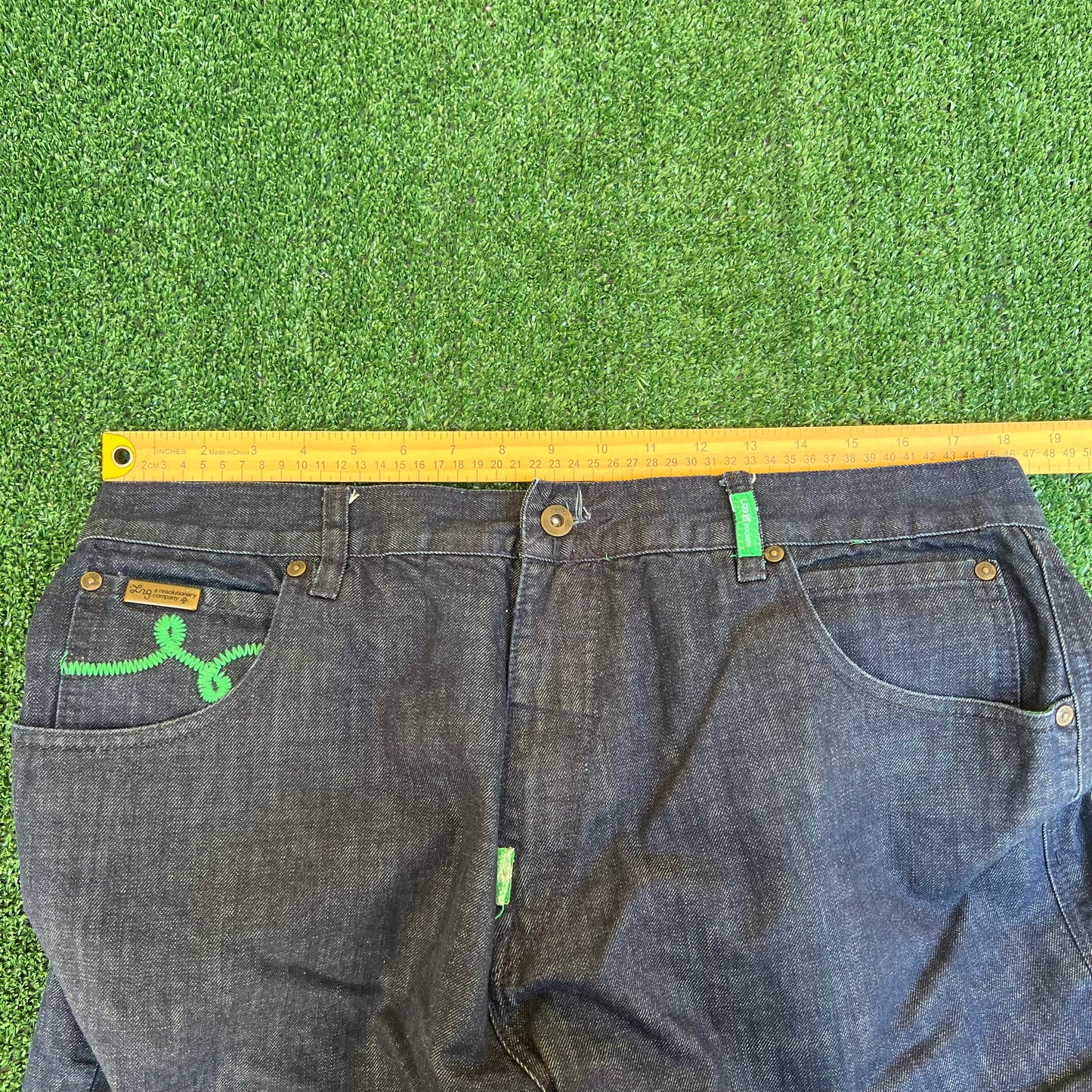 Vintage Y2K Men's LRG Indigo Blue Embroidered Jeans Relaxed Baggy Straight 38x32