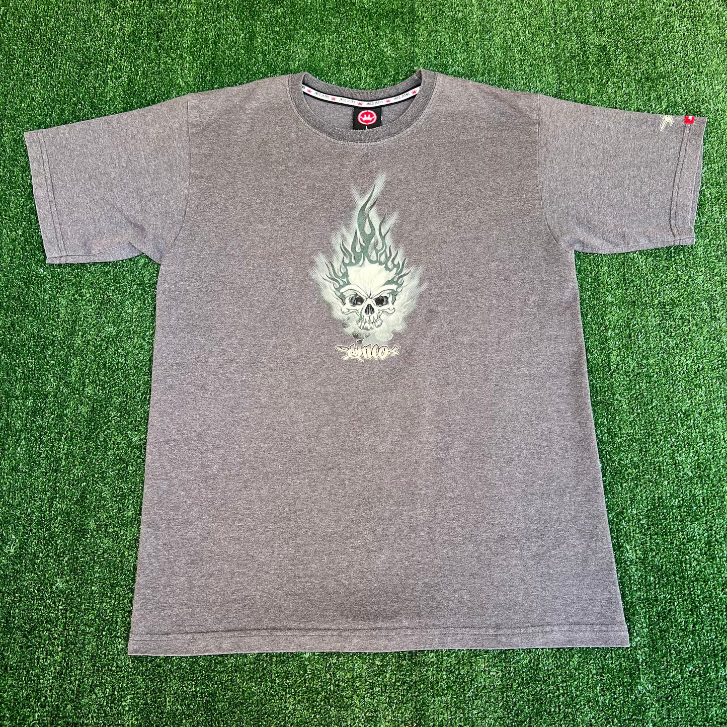 Vintage 90s Y2K Men's JNCO Flaming Skull Tribal Skater T-Shirt Gray Large USA